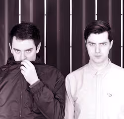 1169088795_m.jpg