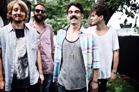 1172599-local-natives-portrait-lollapalooza-2011-617-509.jpg