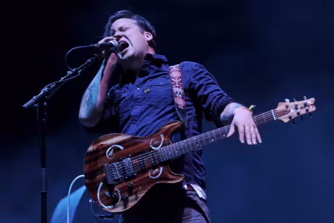 150127-Modest-Mouse-Forecastle-Festival-Lineup-Sam-Smith.jpg