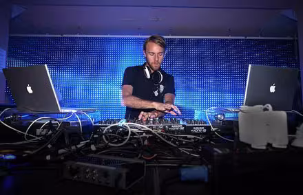 2456d_richie-hawtin-2.jpg