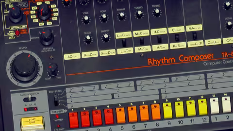 3025100-poster-p-2-the-tr-808-drum-machine-is-back-with-new-features-and-a-new-name_02.jpg