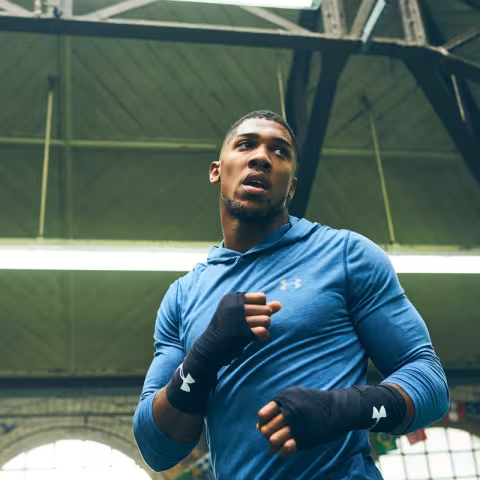 ANTHONY_JOSHUA_UA_card_1_jm_TS_4114-1.jpg