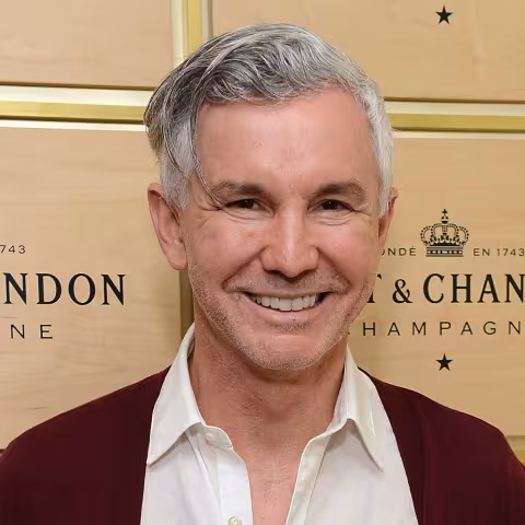 Baz-Luhrmann-21032459-1-402.jpg