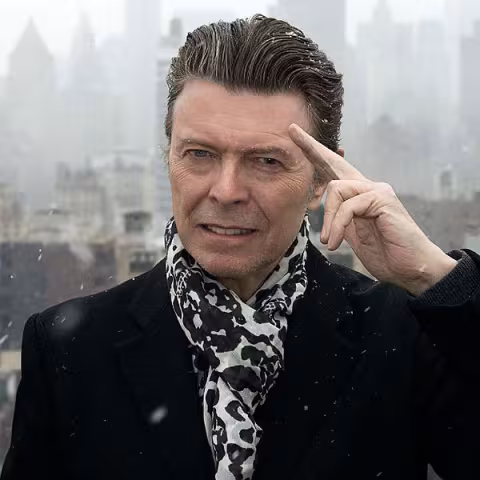 Bowie_Salute_Glast_600.jpg
