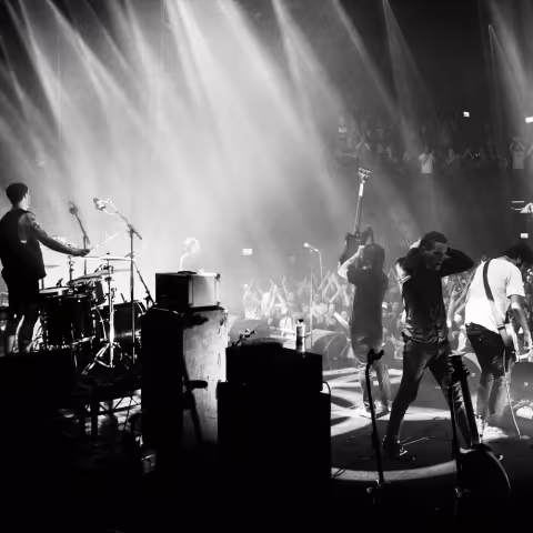 DEAFHEAVEN-LiveLP_2000x_56286383-0a4d-478c-b5c7-039e1b57f817.jpg