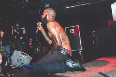 DG.jpg