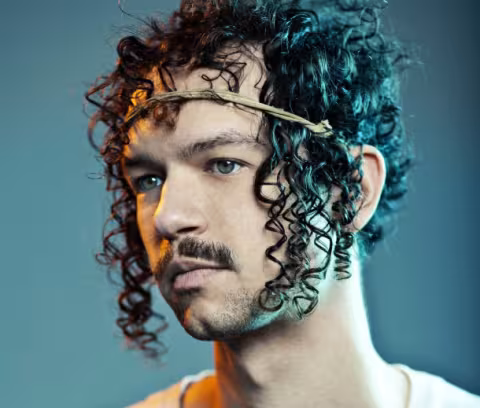 Darwin-Deez-2013-a-610x8581.jpg