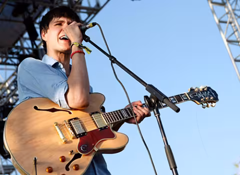 Ezra_Koenig_ezra5.jpg
