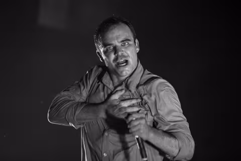 FUTURE_ISLANDS-OPERATORS-FONDA-8-20-14-143.jpg