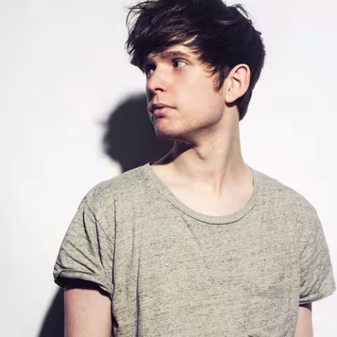 James_Blake_PNG.png