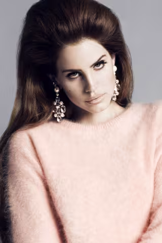 Lana_del_Rey_small2.jpg