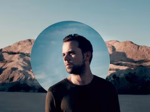 M83-desert-promo-photo-600x450.jpg