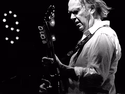 Neil_Young_2008_Firenze_021.jpg