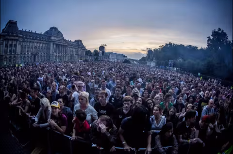 PdP-foule-3-E.-Danhier-800x530.jpg