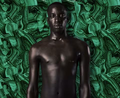 Petite_Noir_Album_Announce_Photo_-_Travys_Owen-72dpi_s2f6d2.jpg