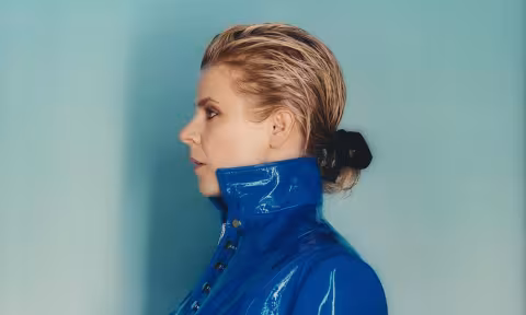 Robyn-Peckmezian-012_RGB_F1-web-optimised-1000.jpg