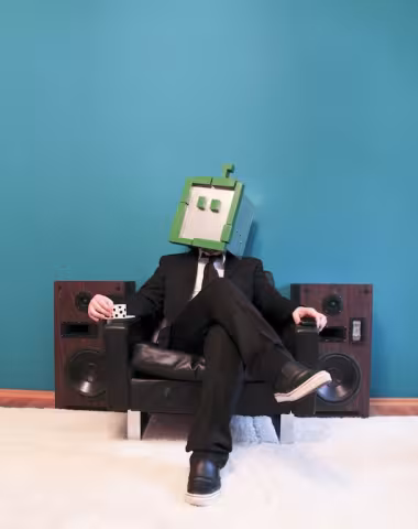Shit-Robot-Feels-Real-Feat.-JENR.jpg