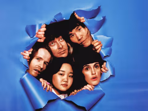 Superorganism@2000x1500-1068x801.jpeg