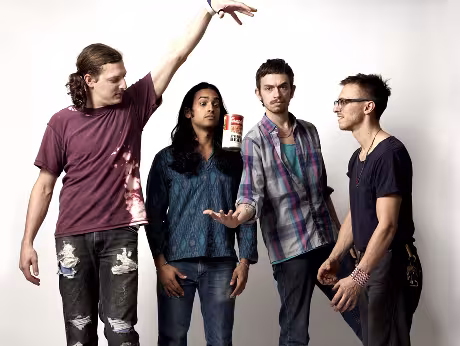 Yeasayer_01.jpg