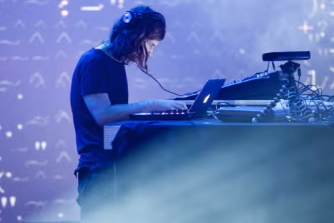 aphextwin-2.jpg