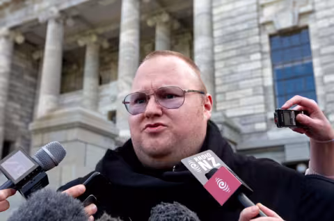 dotcom.jpg