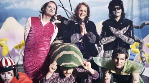 king_gizzard_2022_2.jpg