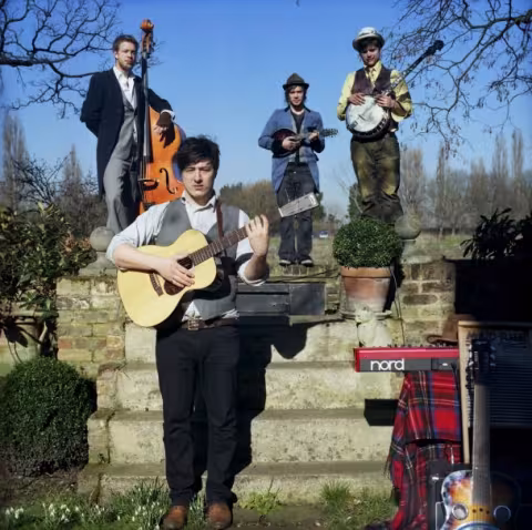 mumford-and-sons-cousins-608x606.jpg