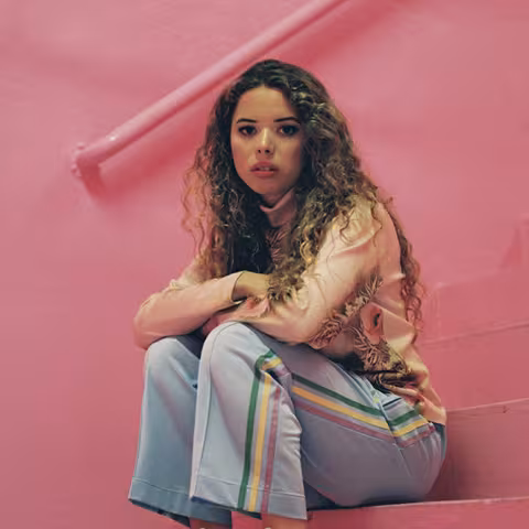 nilufer_yanya.jpg