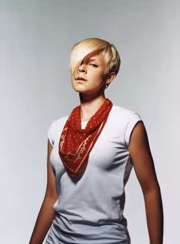 robyn1.jpg