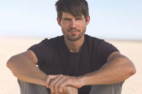 scott-hansen-tim-navis-xl.jpg