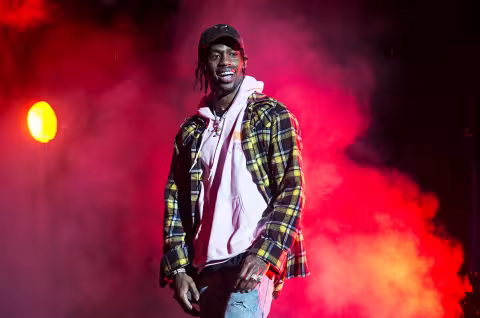 travis-scott-live-performance-july-2016-billboard-1548.jpg