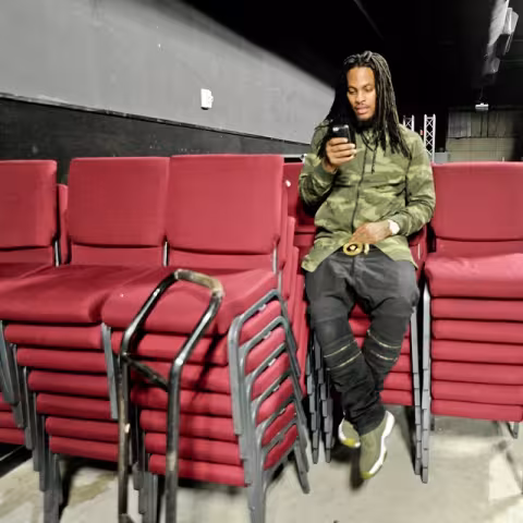 waka-flocka-flame-air-jordan-future-iguana.jpg