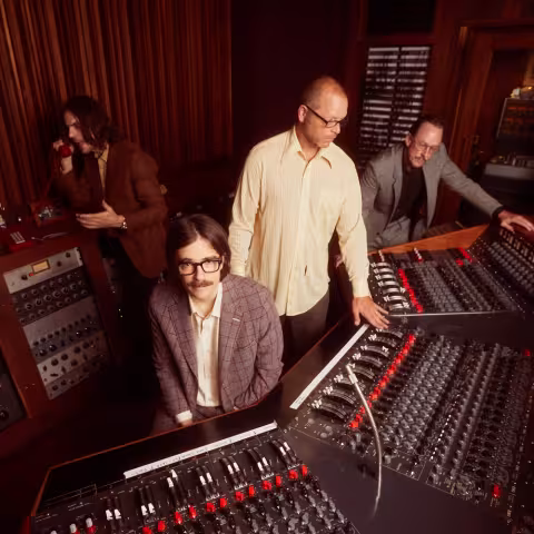 weezer-2021.jpg