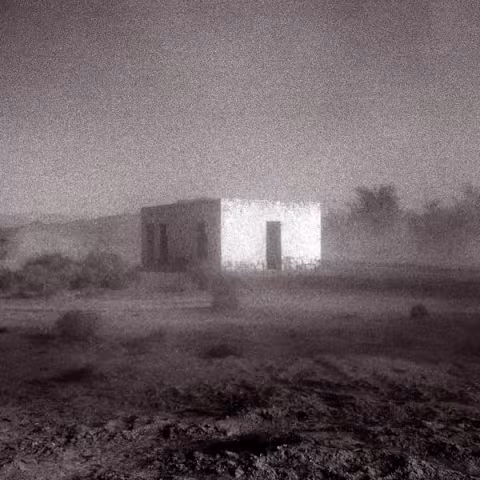 081_01cover_600px.jpg