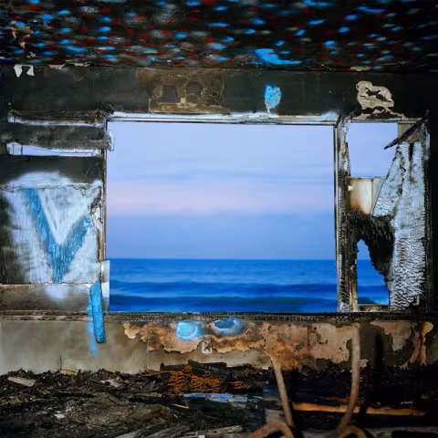 Deerhunter-Fading-Frontier640.jpg