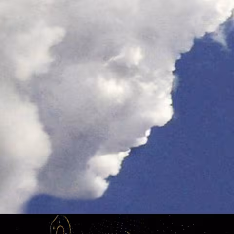 a2055396076_16.jpg