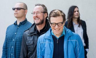 01WEEZER-superJumbo.jpg
