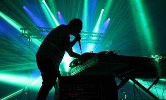 130906-fuck-buttons-moby-wayne-coyne-the-perfect-life-remix.jpg