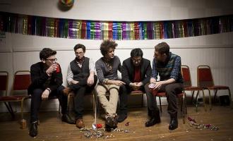 800px-Passion_Pit_2008-12-03.jpg