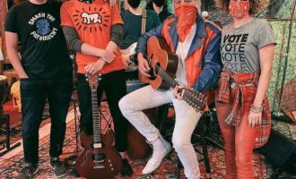 Arcade-Fire-1604497712-640x640.jpg