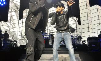 Celebrity-Feet-Jay-Z-Swizz-Beatz-In-Concert-1-570x578.jpg