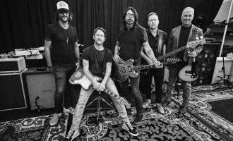 Foo-Fighters-Danny-Clinch.jpg