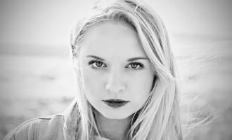 Lapsley-2048x1365-press-01.jpg