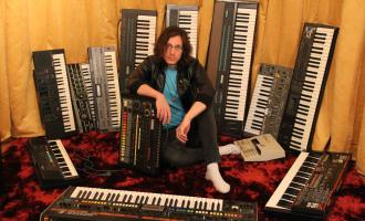 LegoweltSYNTHSpresspic1-poor1.jpg