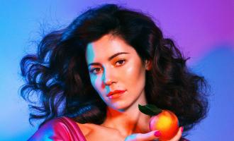 Marina-And-The-Diamonds-au-Cirque-Royal-et-Grand-Mix.jpg