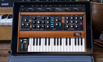 Moog-Minimoog-Model-D-App-desk.jpg