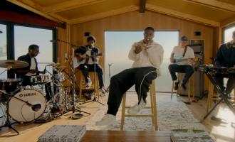 Vince-Staples-tiny-desk-grab.jpg