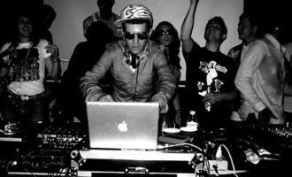 a-trak21.jpg