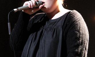 adele-431x500.jpg
