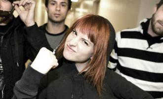 attachment-paramore_2006.jpg
